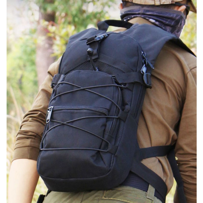 Molleタクティカルバックパック、800dオックスフォード - Cycling Gear Storage のレビューと価格